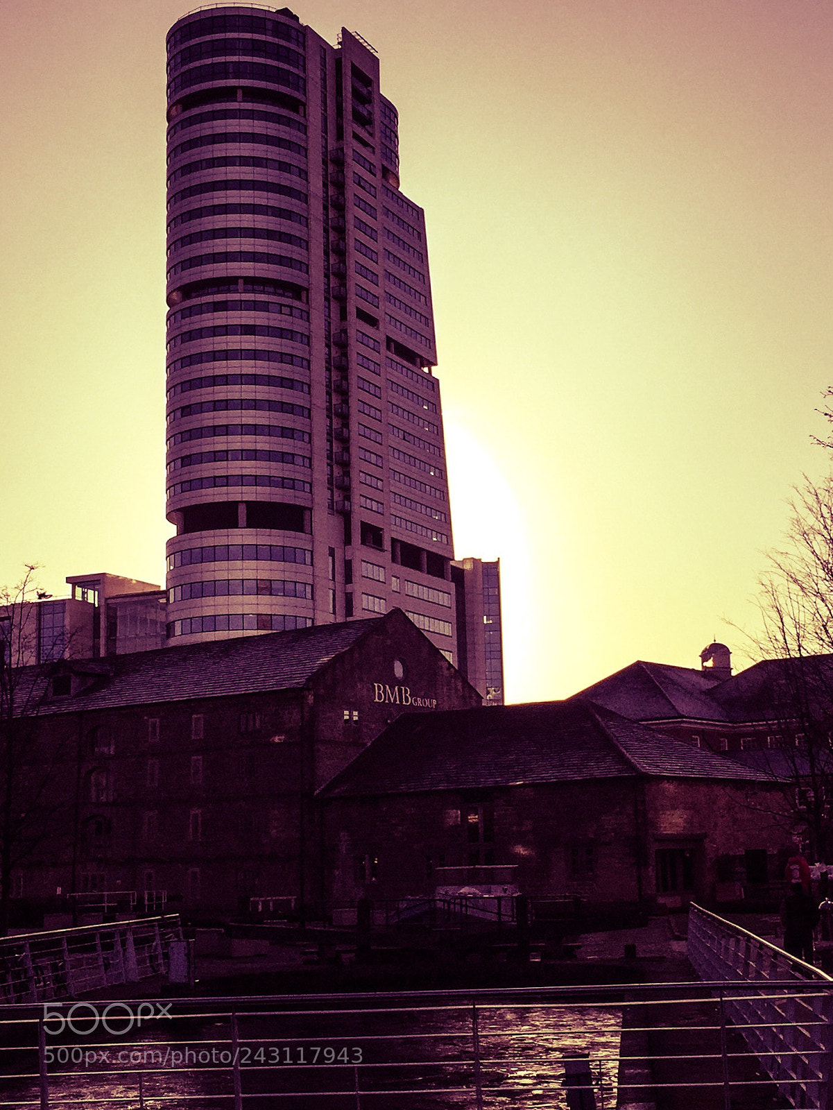 Apple iPhone 6 Plus sample photo. Bridgewater place leeds. photography