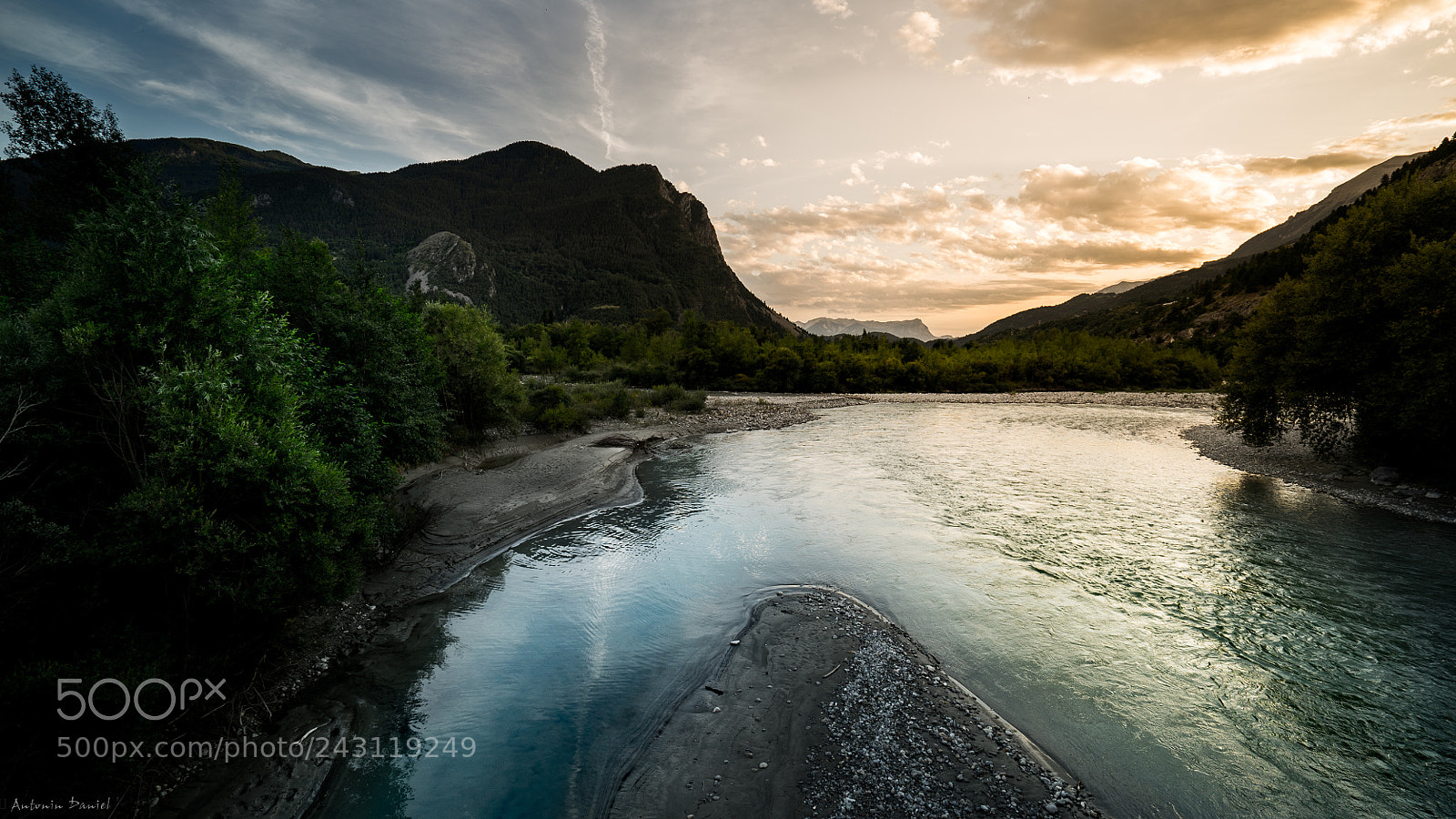 Sony a7S II sample photo. Montagnes et eaux. photography