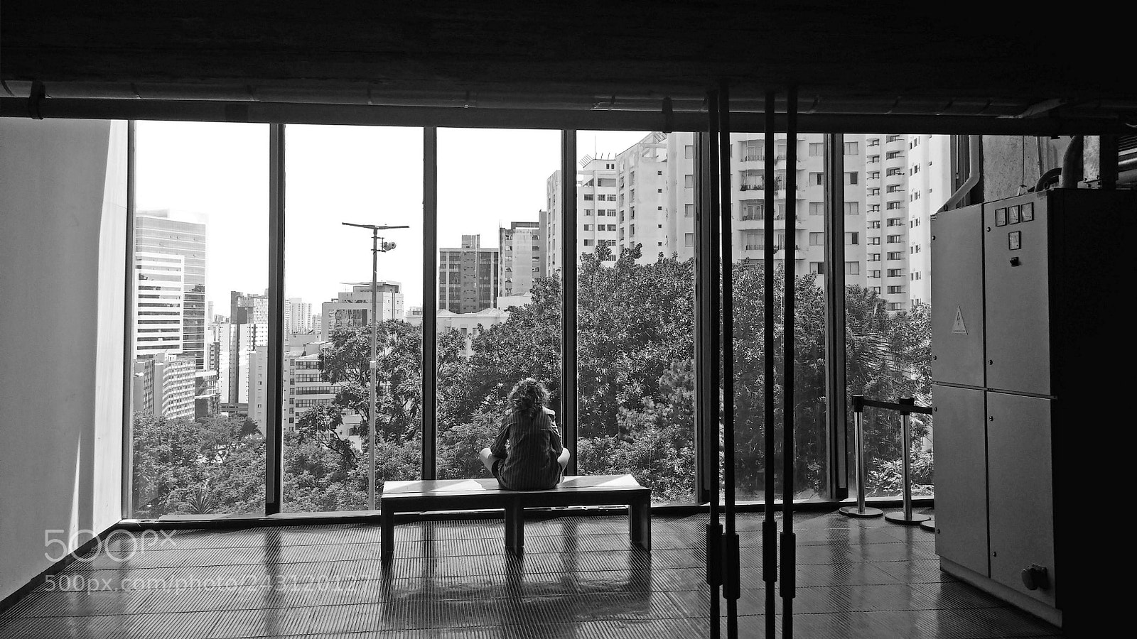 LG G2 sample photo. Introspective girl photography