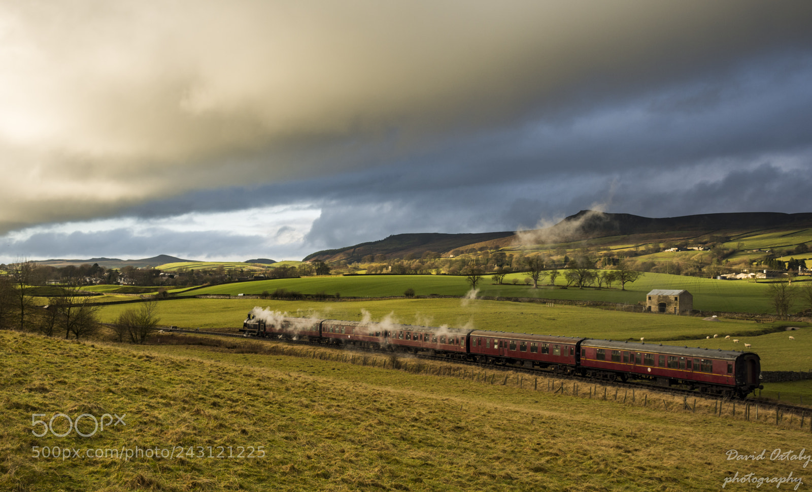 Nikon D7200 sample photo. Rolling clouds over embsay photography