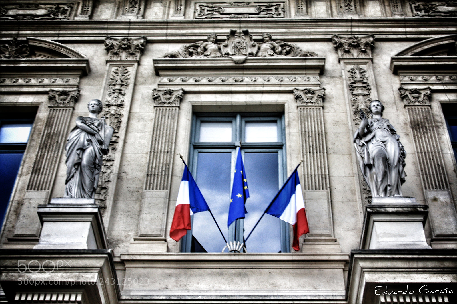 Canon EOS 1000D (EOS Digital Rebel XS / EOS Kiss F) sample photo. France flag photography