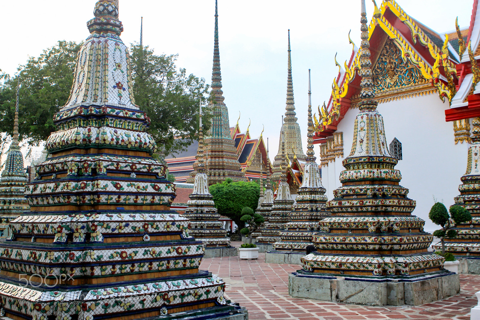 Canon EOS 50D sample photo. Phra chedi rai, wat photography