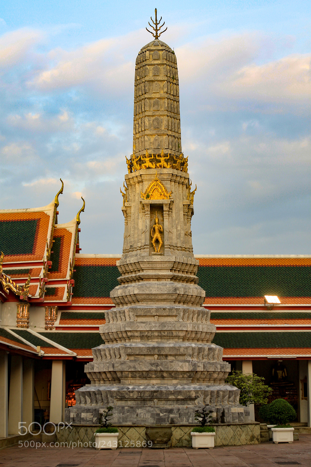 Canon EOS 50D sample photo. Wat pho photography