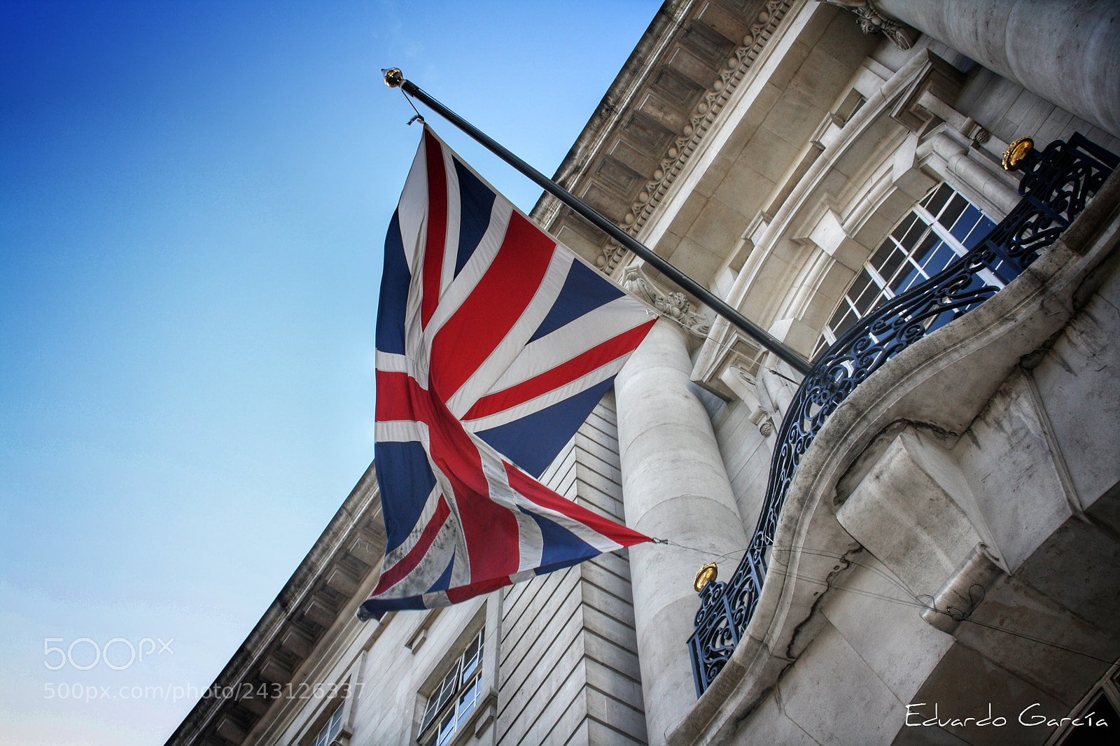 Canon EOS 1000D (EOS Digital Rebel XS / EOS Kiss F) sample photo. British flag photography