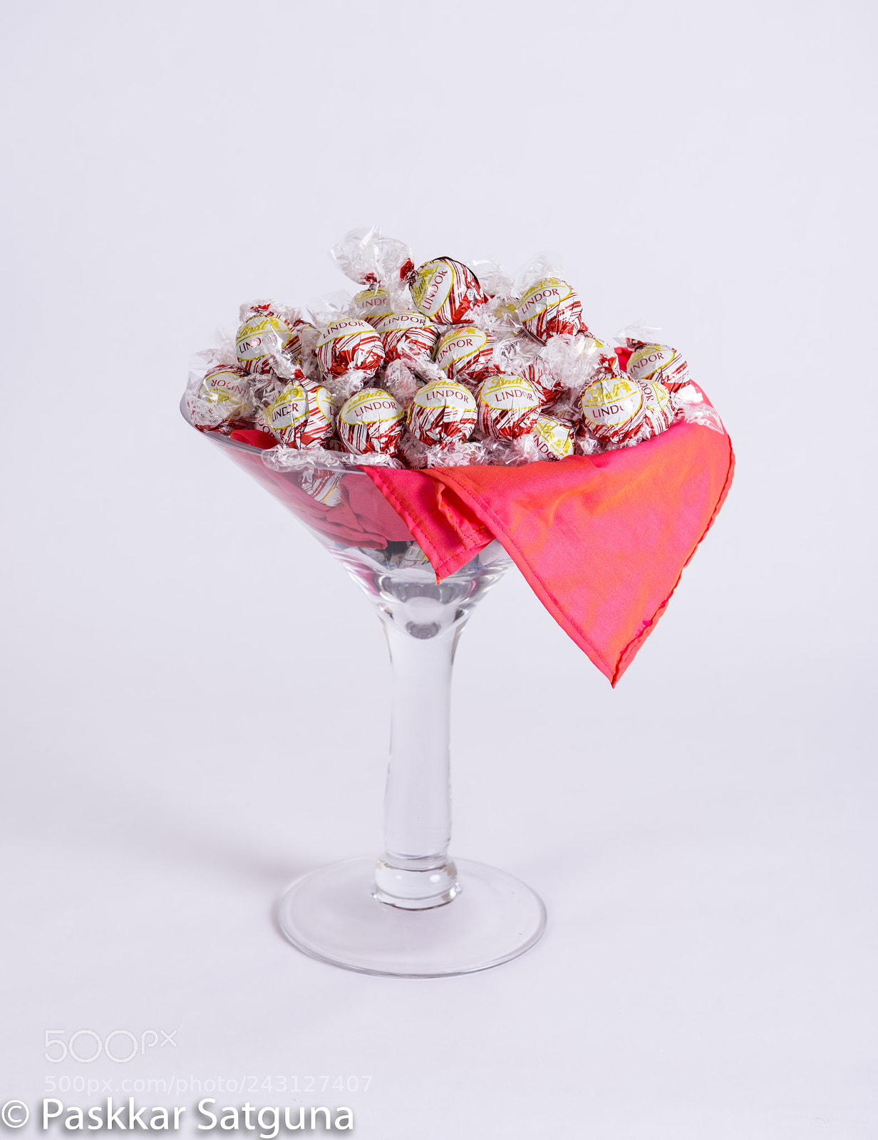 Nikon D810 sample photo. Gift basket photography