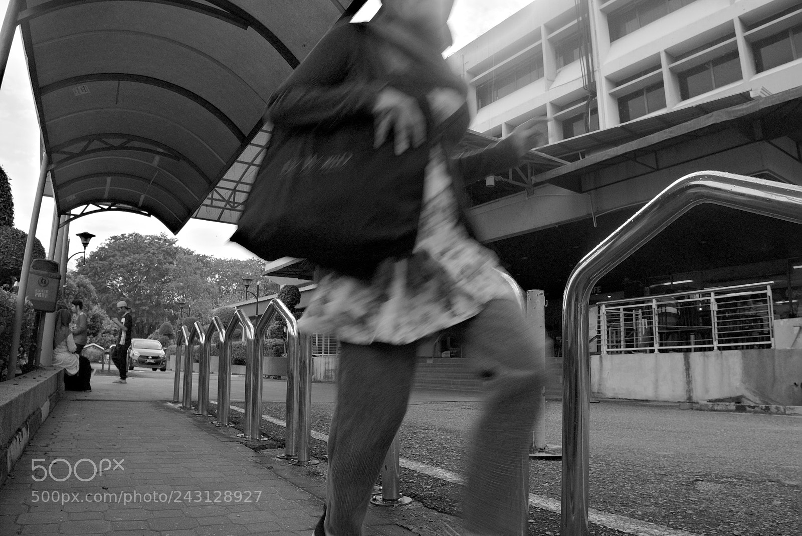 Panasonic Lumix DMC-GF7 sample photo. Running in front of photography
