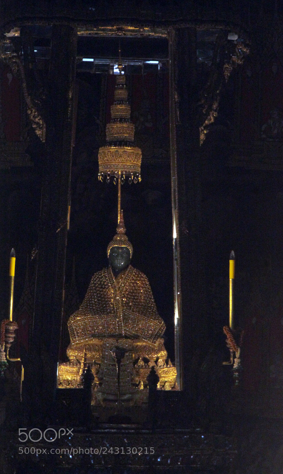 Canon EOS 50D sample photo. The emerald buddha, wat photography