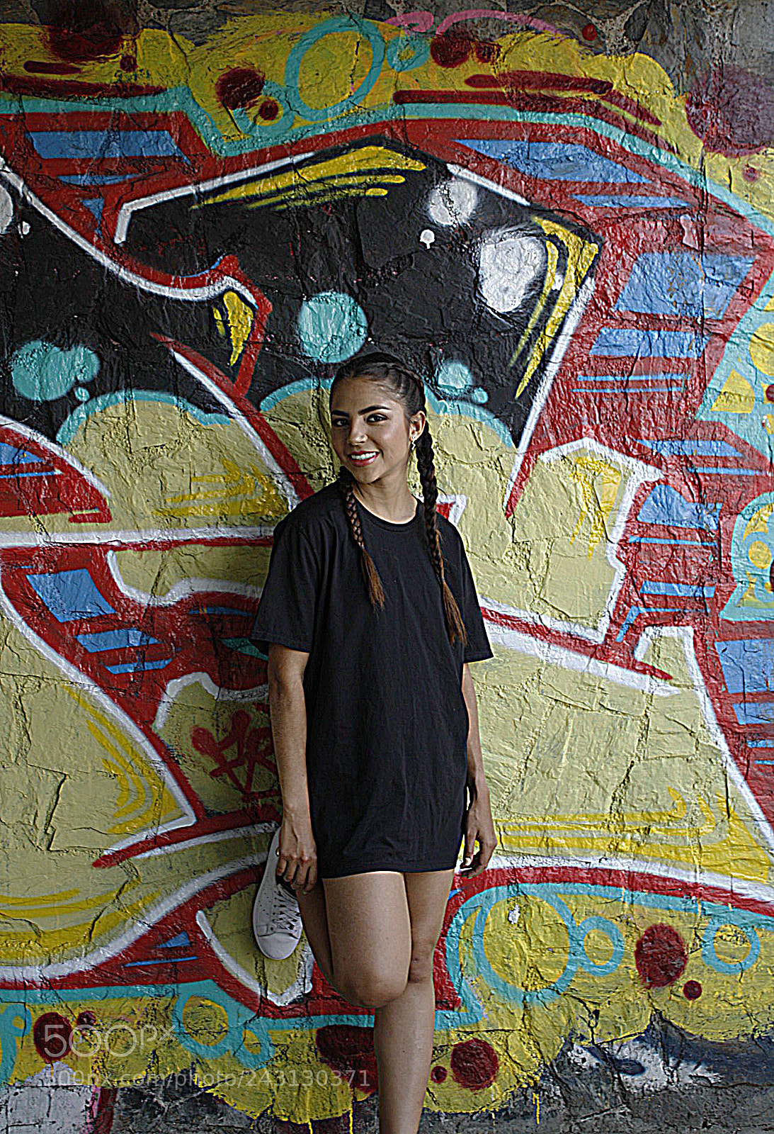 Canon EOS 1000D (EOS Digital Rebel XS / EOS Kiss F) sample photo. Medellin got me like photography