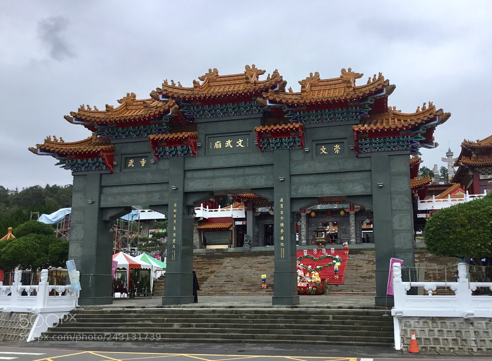 Apple iPad sample photo. Taoist temple gates photography