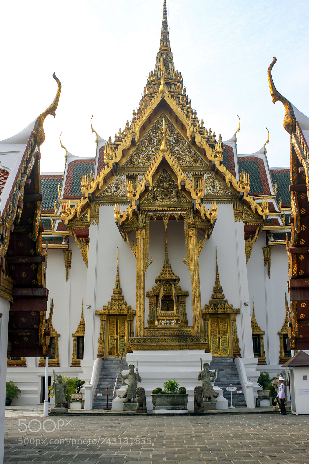 Canon EOS 50D sample photo. The grand palace photography