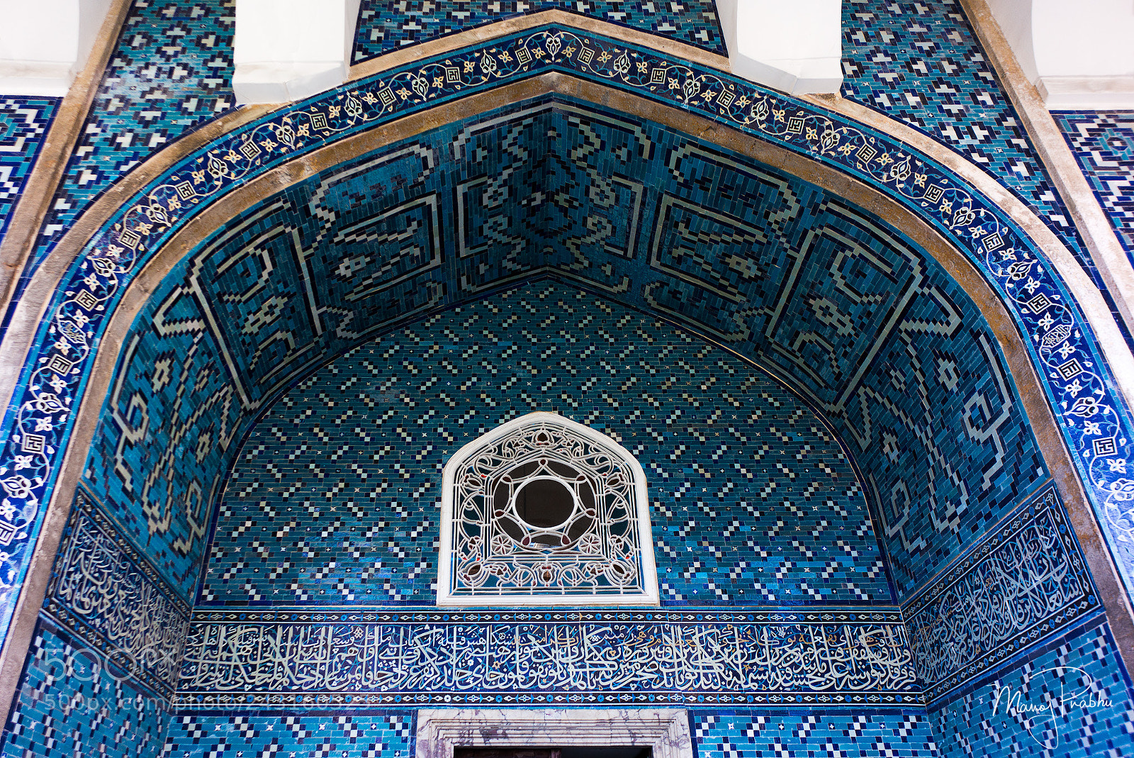 Leica M (Typ 240) sample photo. Entrance to the tiled photography
