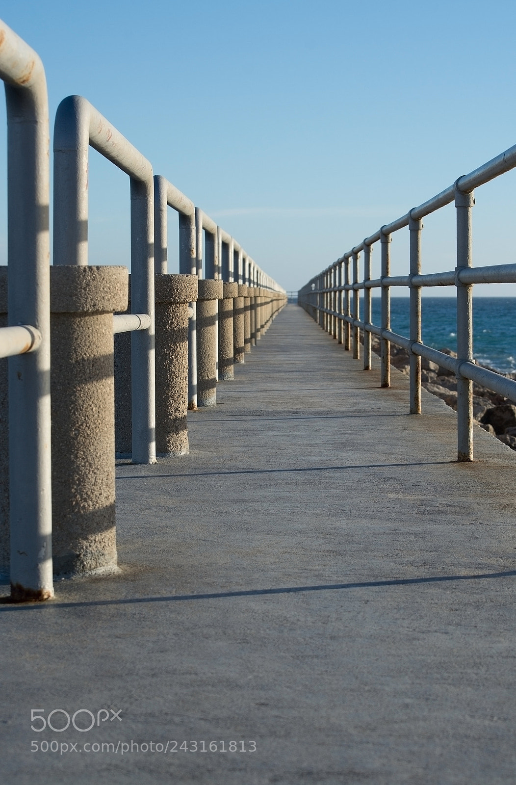 Nikon D7100 sample photo. Pier structure with perspective photography