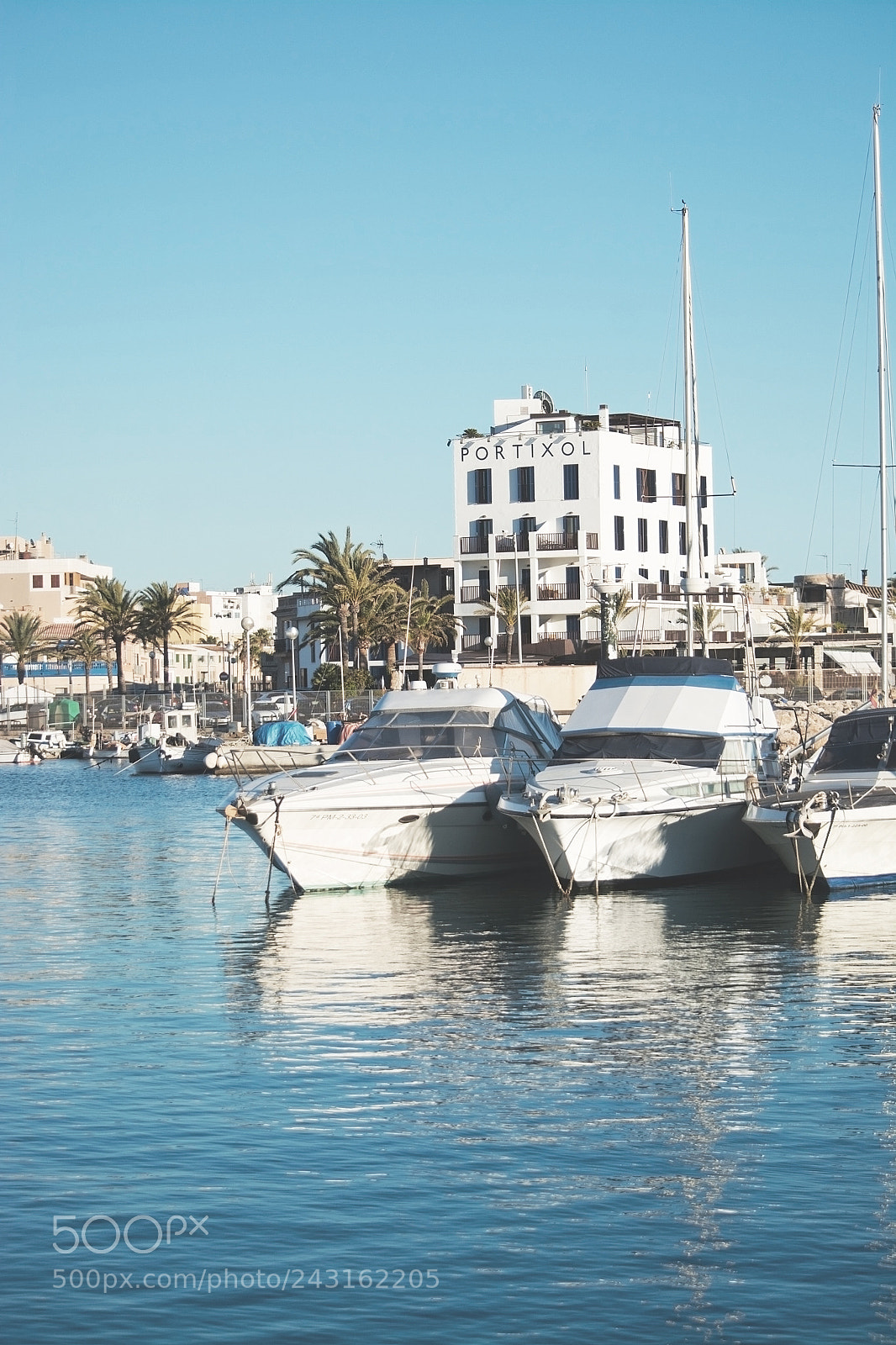 Nikon D7100 sample photo. Portixol marina moored boats photography