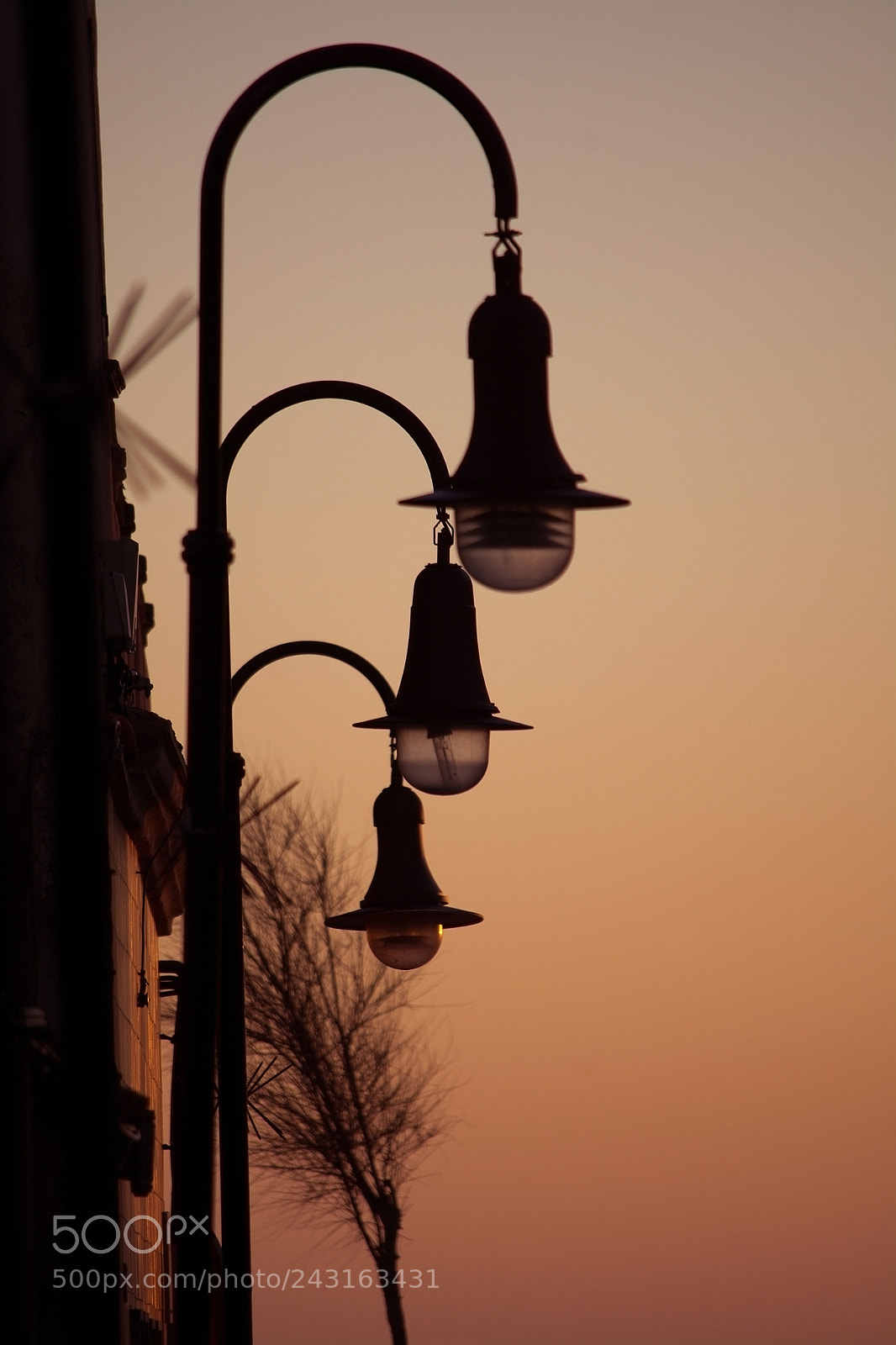 Nikon D7100 sample photo. Retro streetlights and evening photography