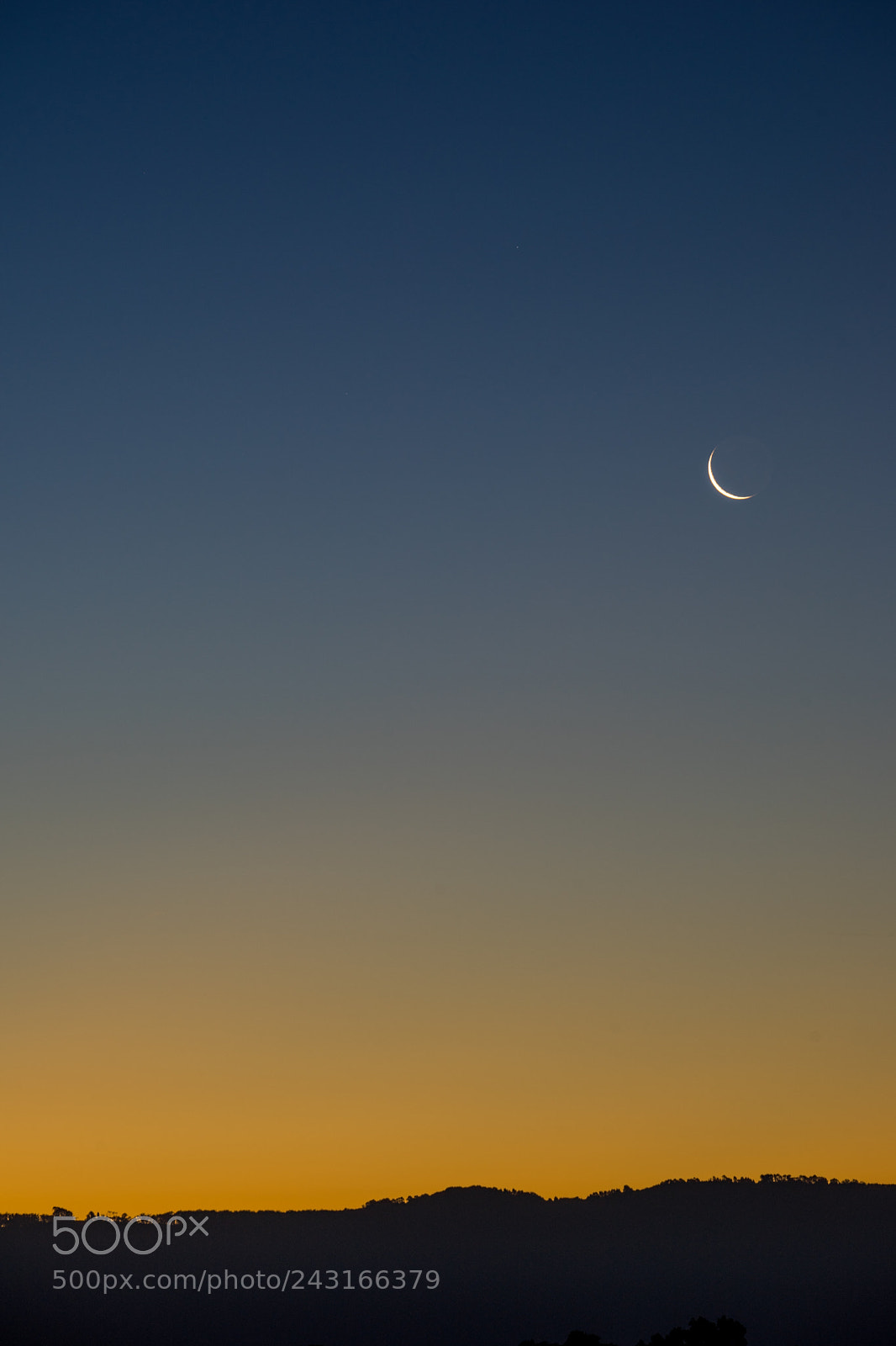 Sony a7 II sample photo. Crescent moon in the photography