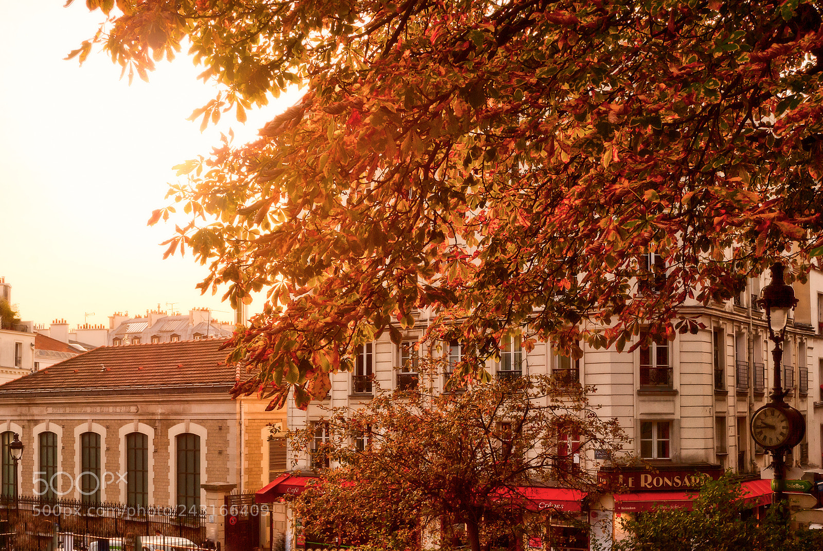 Nikon D3000 sample photo. Sunrise over montmartre. photography