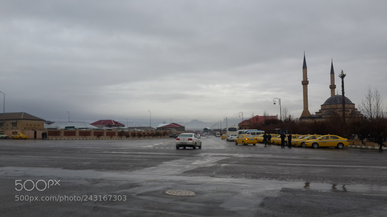 Samsung Galaxy S4 sample photo. Rainy photography
