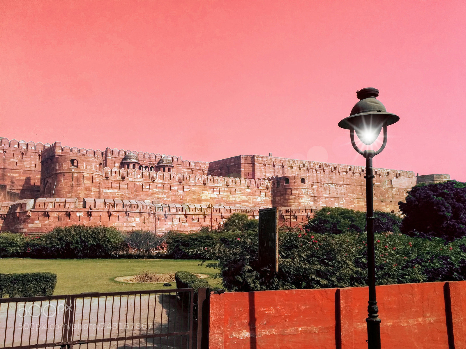 LG Nexus 5 sample photo. # agra red ford # photography