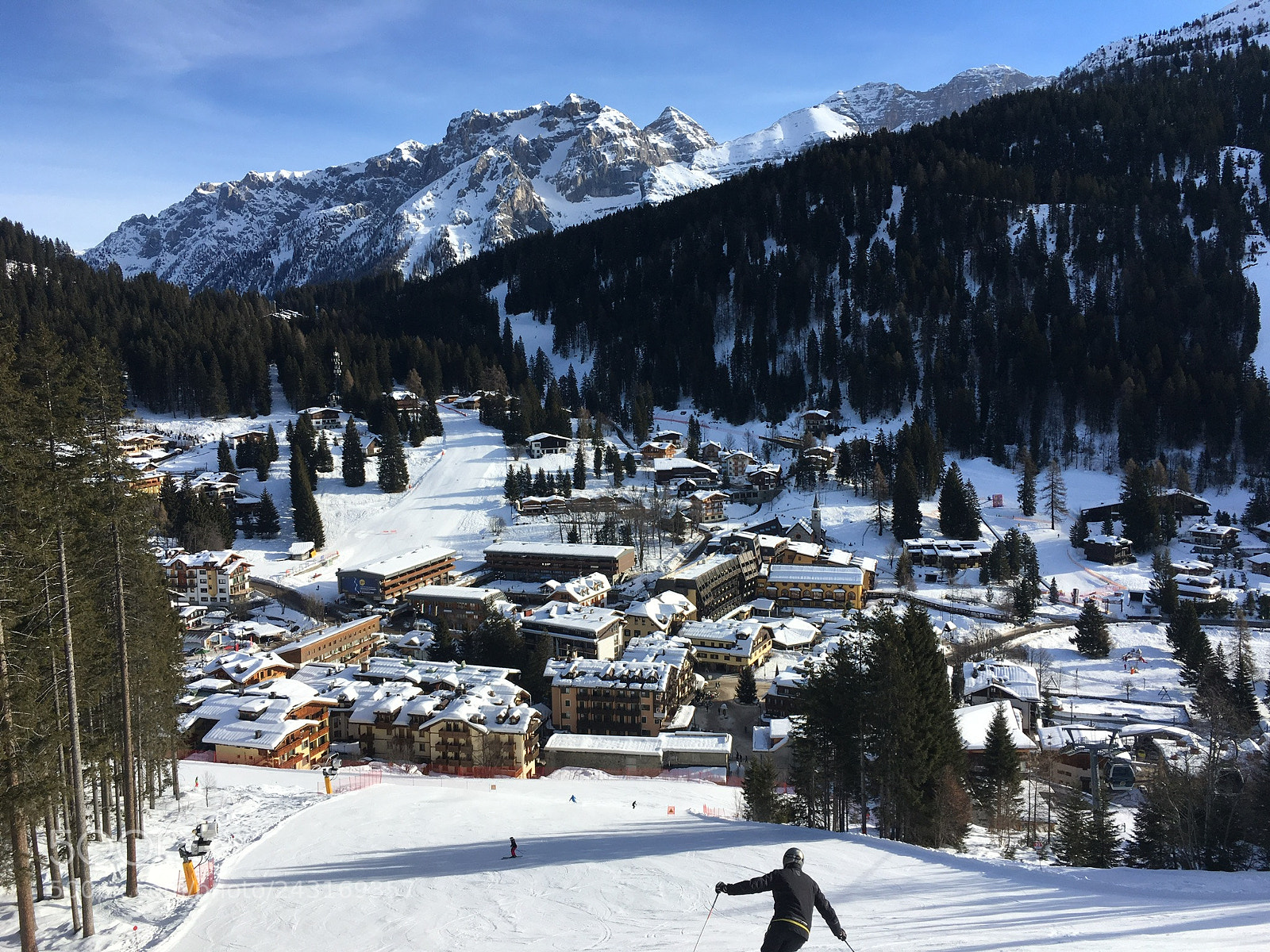 Apple iPhone 6s sample photo. Skiing to madonna di photography