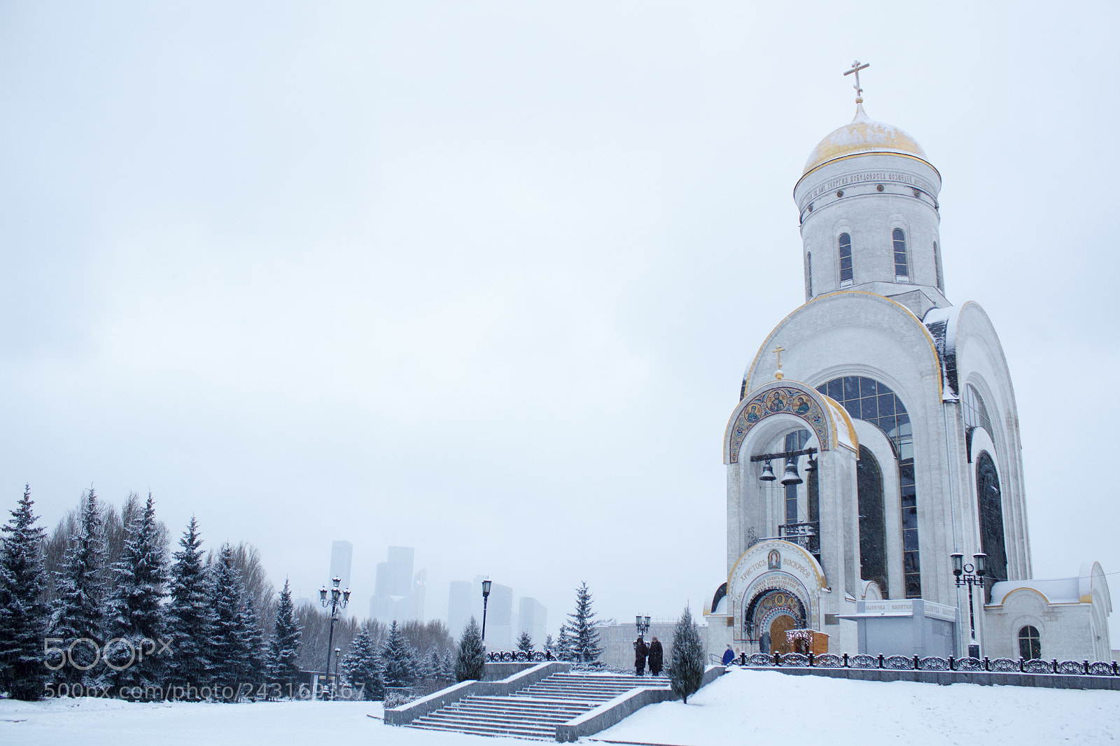 Canon EOS 1200D (EOS Rebel T5 / EOS Kiss X70 / EOS Hi) sample photo. Church in park photography