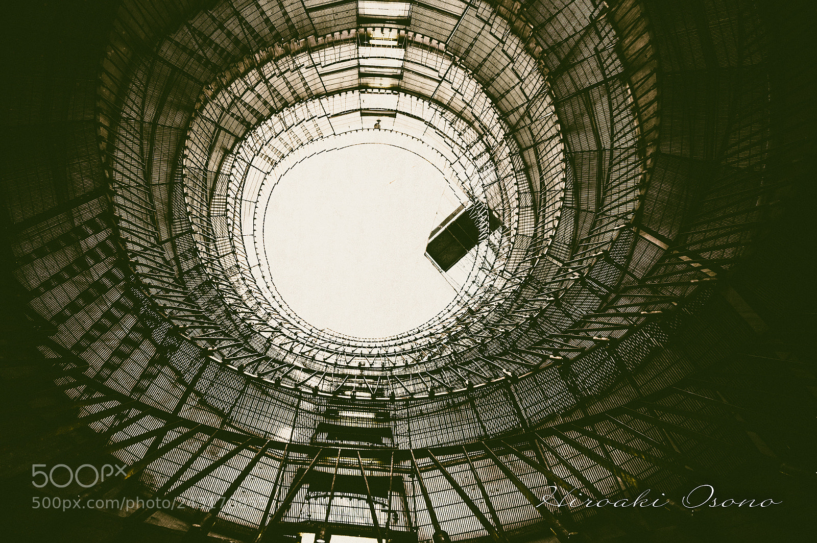 Pentax KP sample photo. Spiral photography