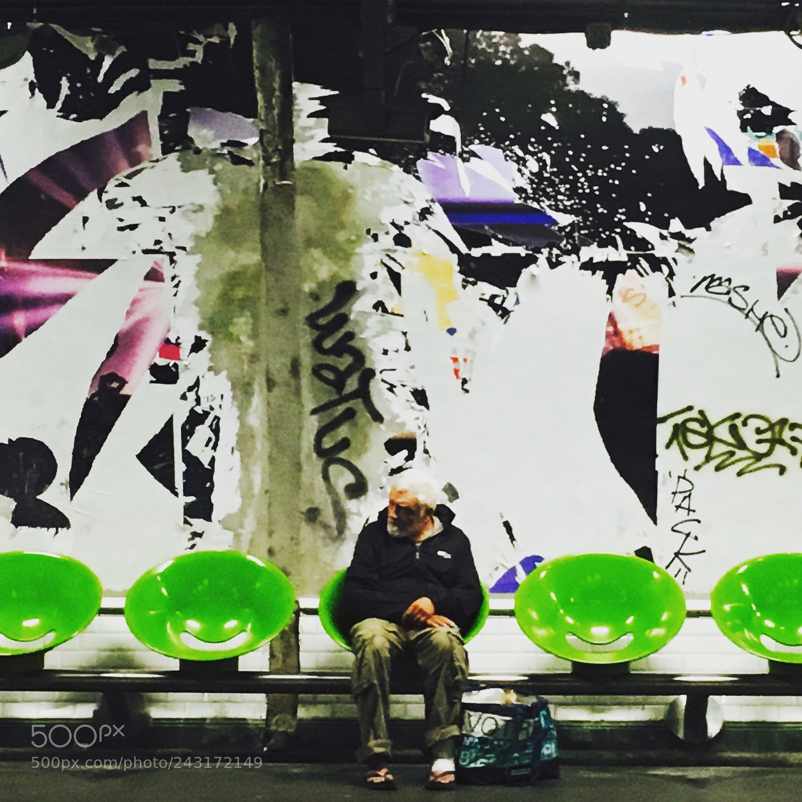 Apple iPhone 6s sample photo. “waiting” photography