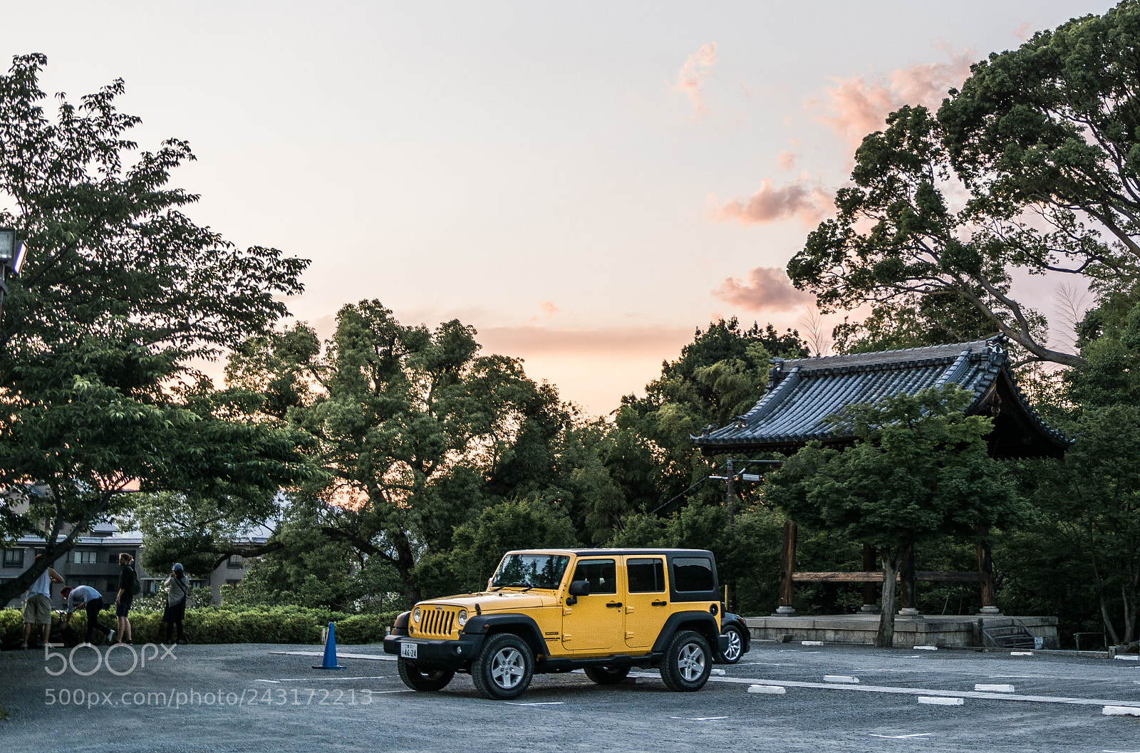 Nikon D7100 sample photo. The yellow jeep wrangler photography