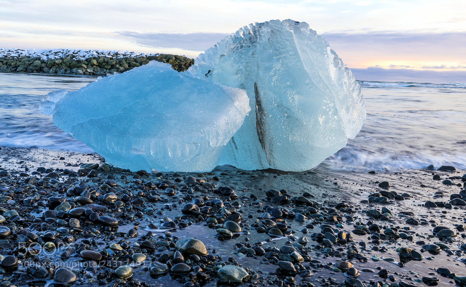 Nikon D810 sample photo. Ice crystals on diamond photography