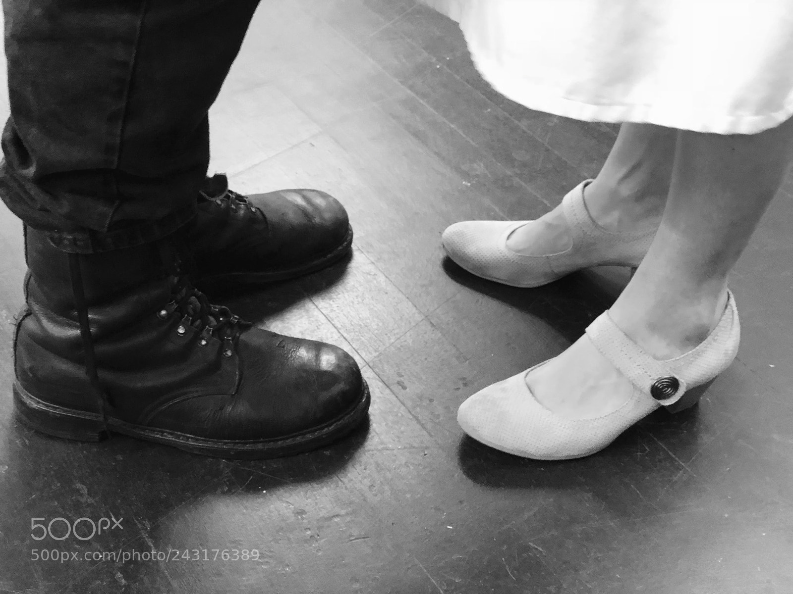 Apple iPhone X sample photo. Dance photography