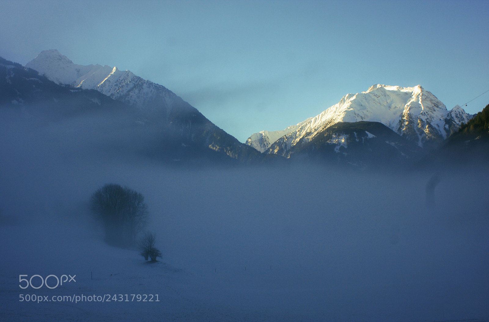 Canon EOS 40D sample photo. Misty mayrhofen photography