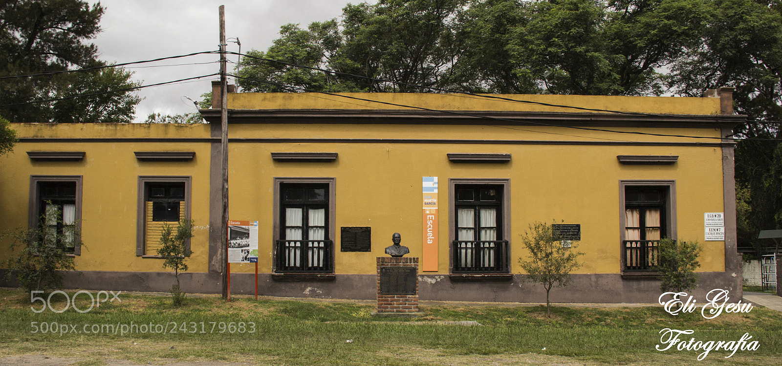 Canon EOS 60D sample photo. Escuelas en isla martin photography