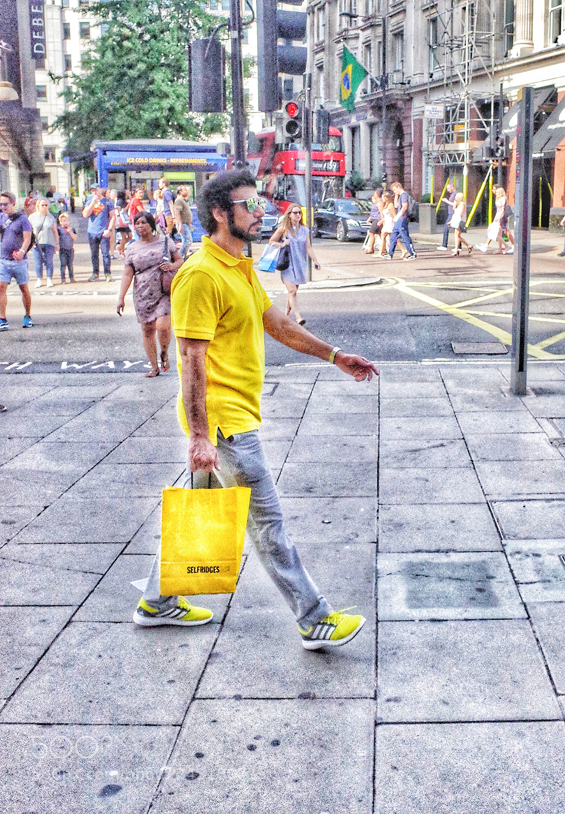 Ricoh GR II sample photo. Yellow man photography