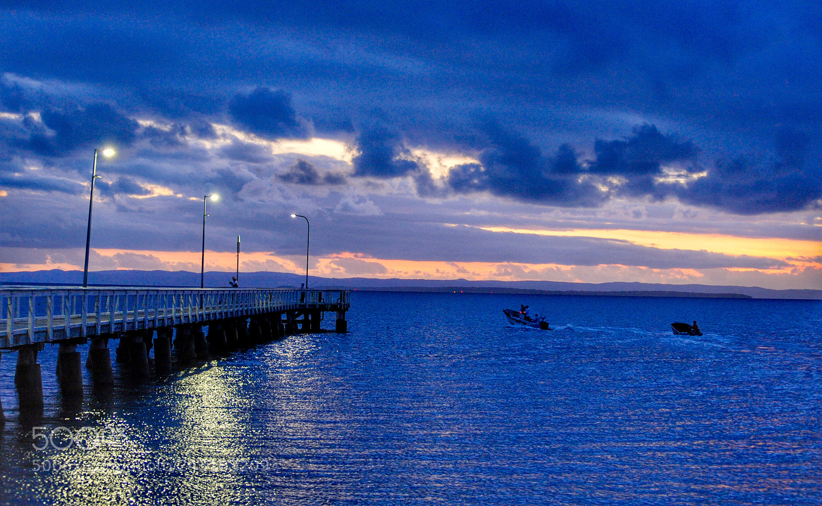 Nikon D700 sample photo. 《日未出船已远》2。 photography