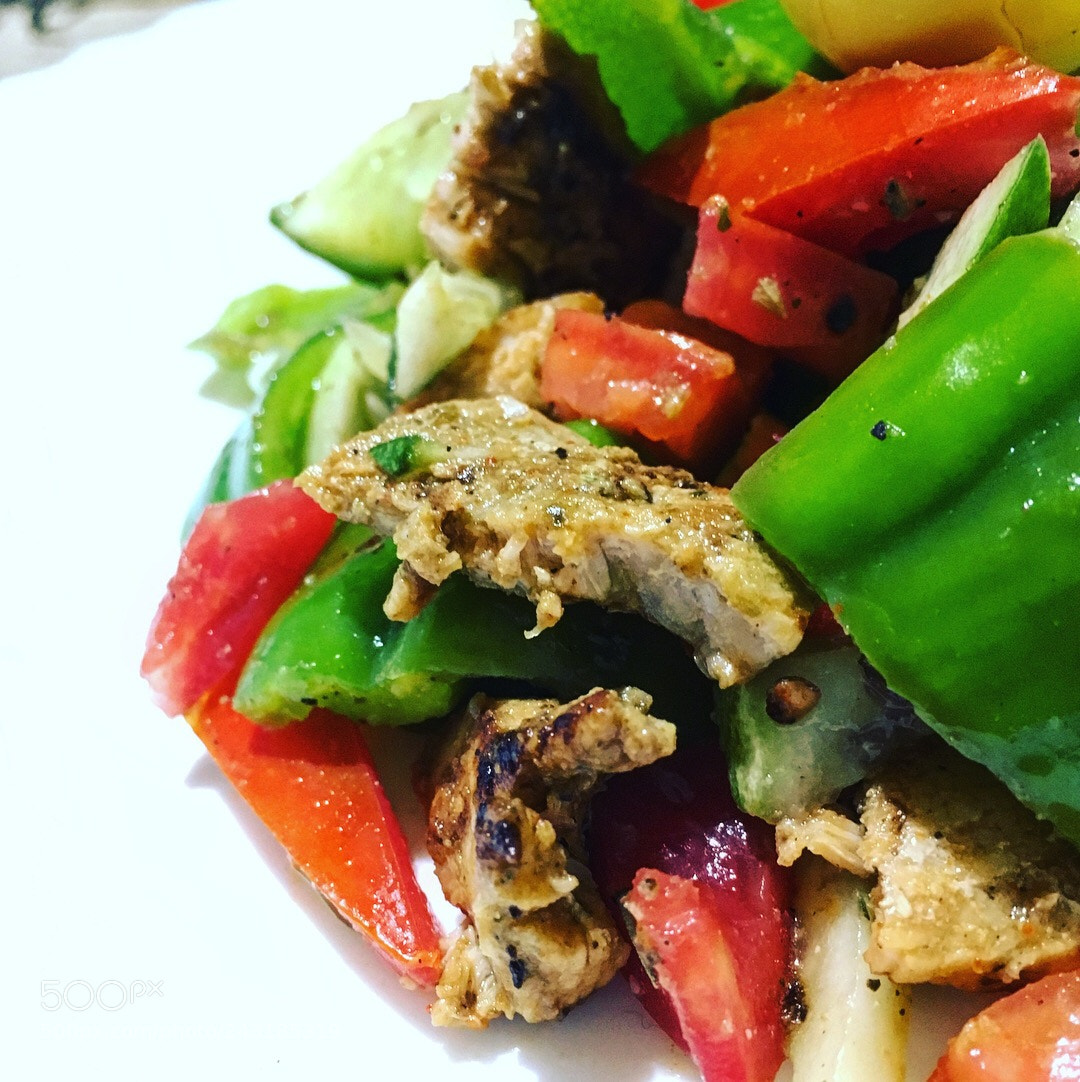 Apple iPhone SE sample photo. Chicken chick salad photography