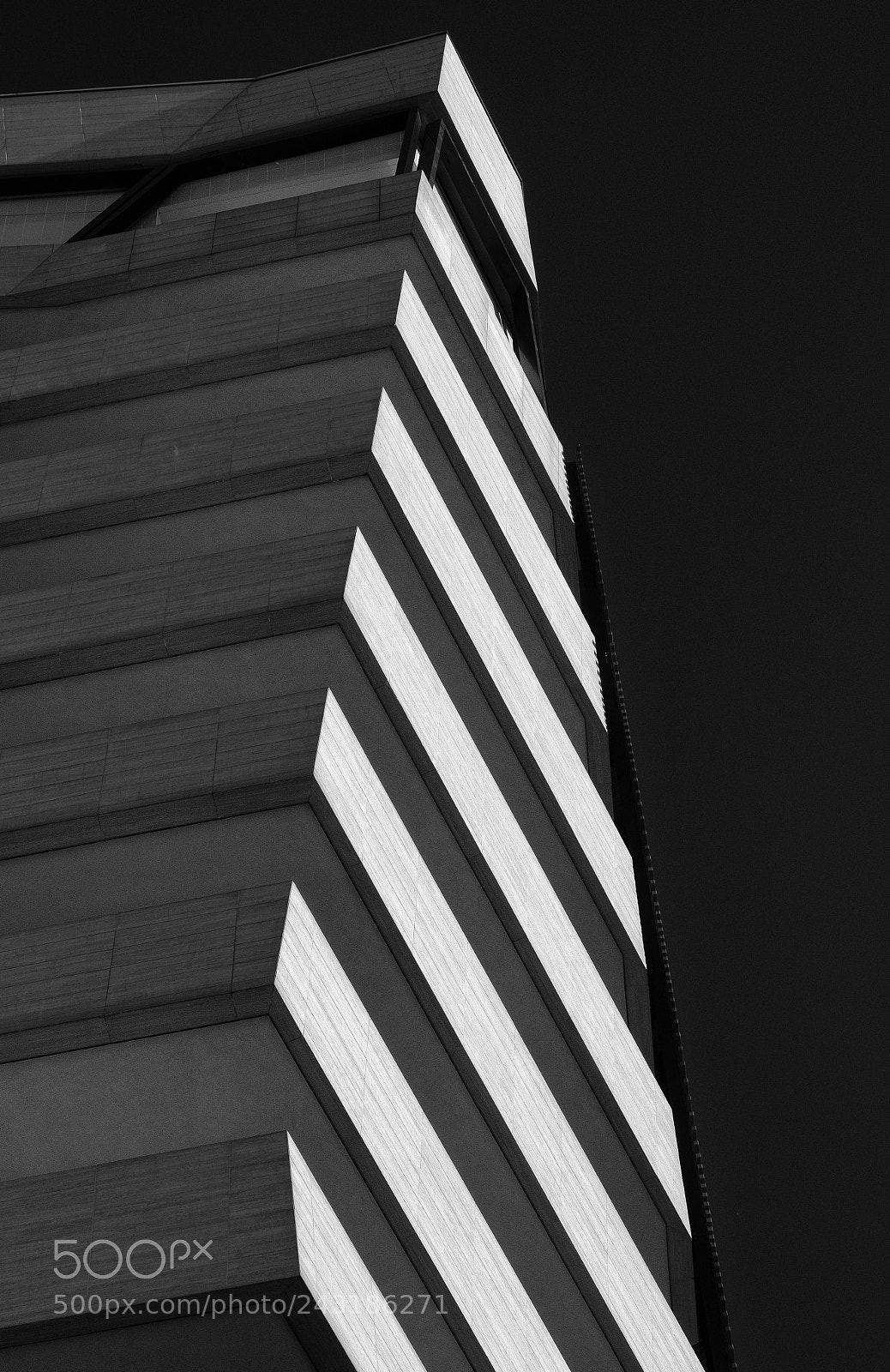 Fujifilm X-T20 sample photo. Milan italy modern residential photography