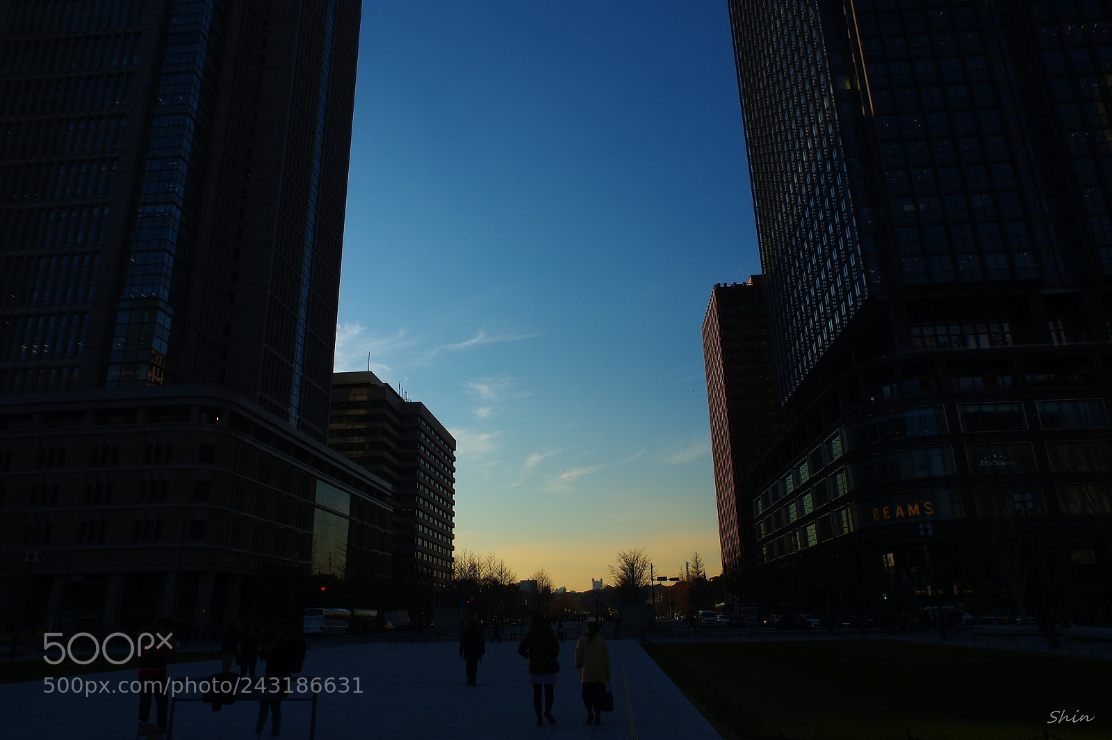 Pentax K-3 II sample photo. Building valley photography