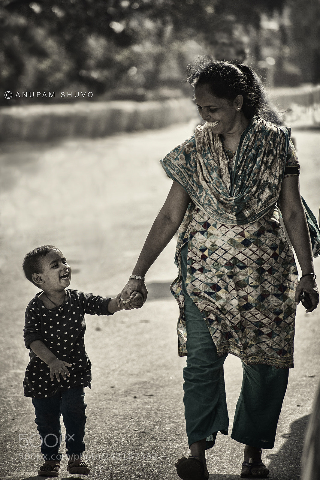 Nikon D7100 sample photo. Mom and the baby photography
