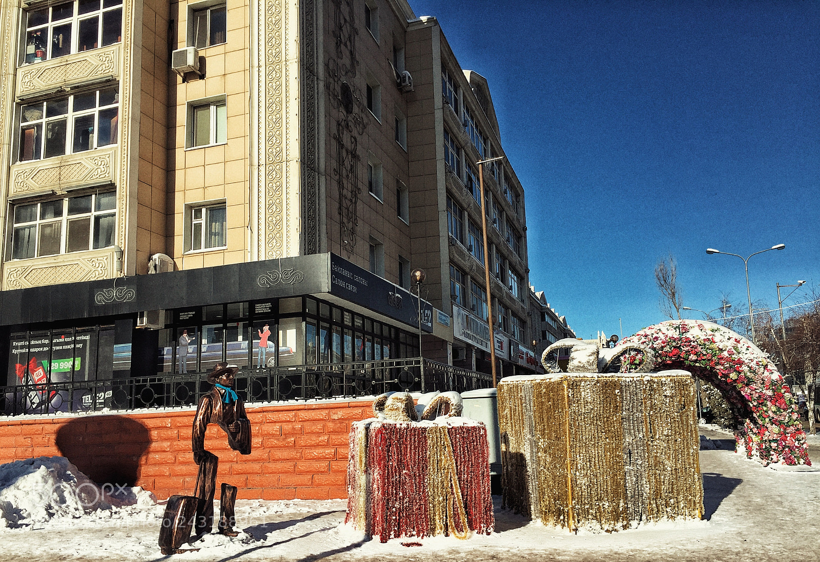 Apple iPhone 6 sample photo. Winter in the city photography