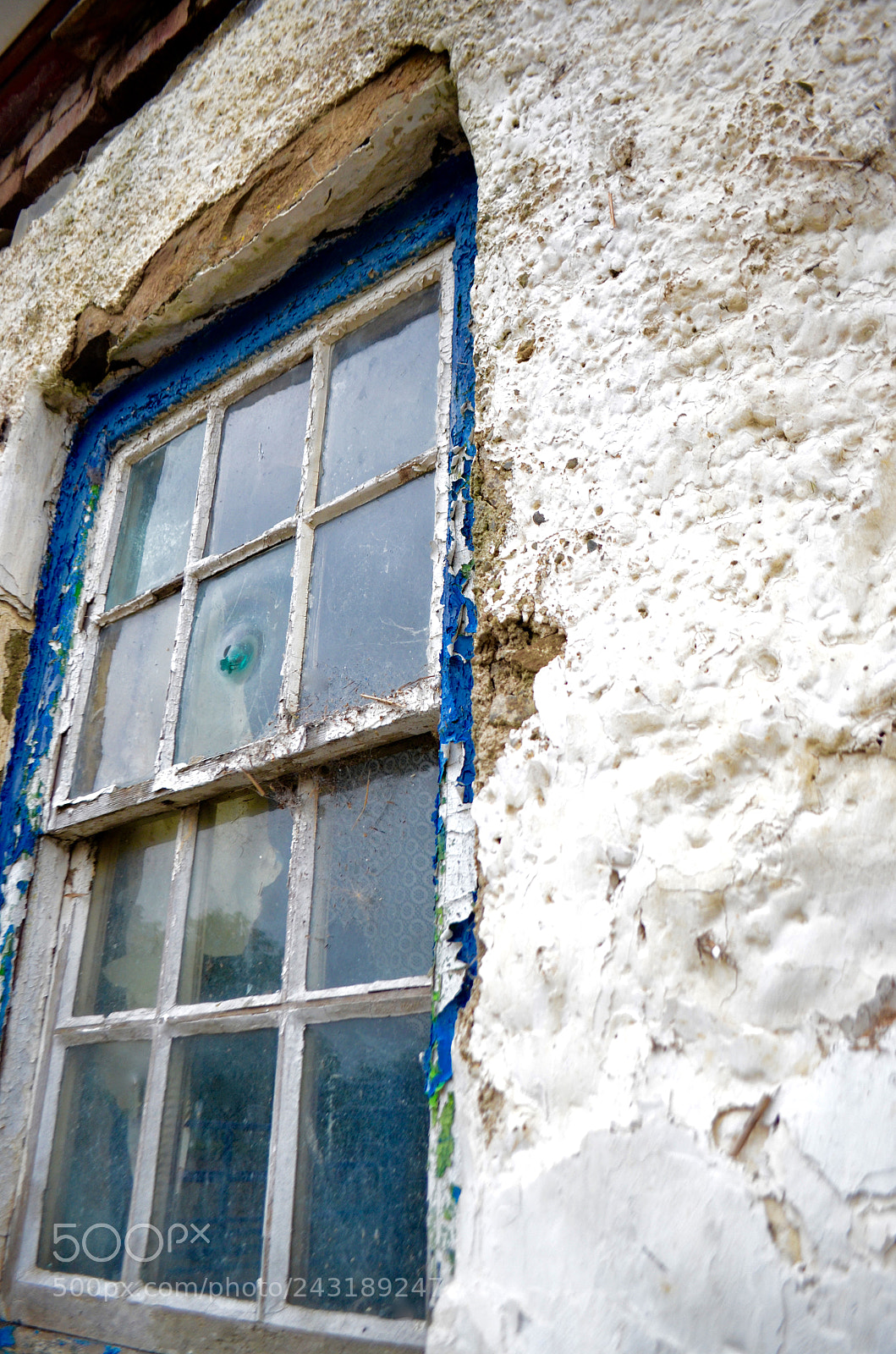 Nikon D5100 sample photo. Sash window. photography