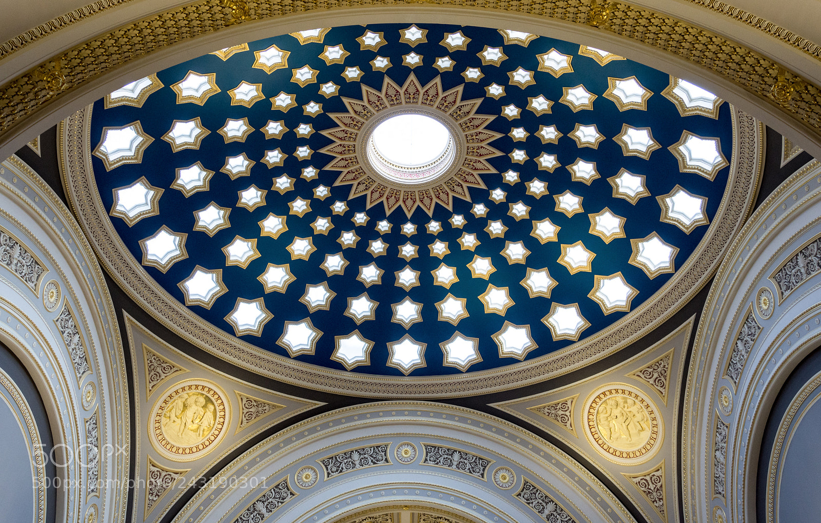 Nikon D7200 sample photo. Dundas house edinburgh photography