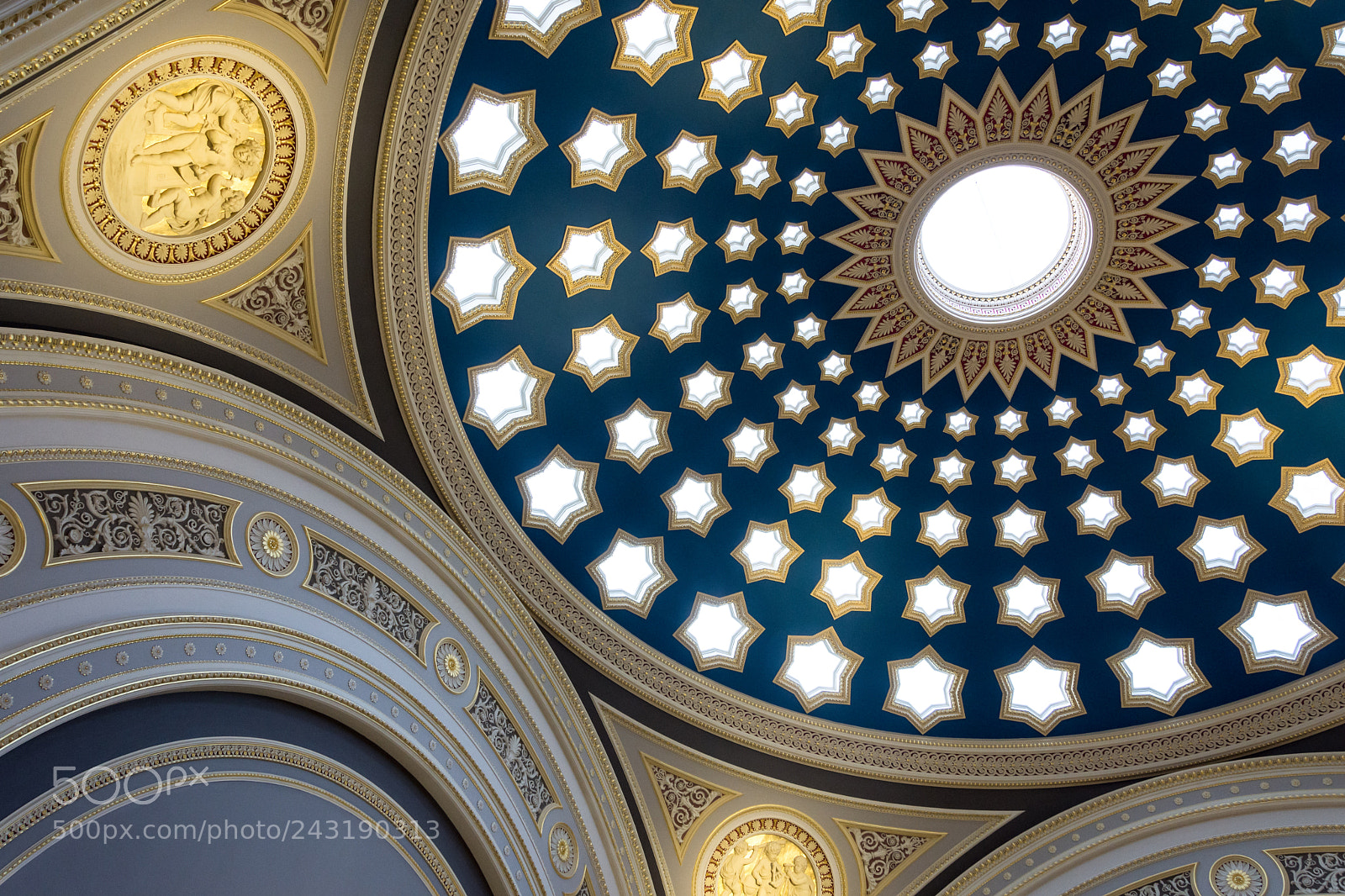 Nikon D7200 sample photo. Dundas house edinburgh photography