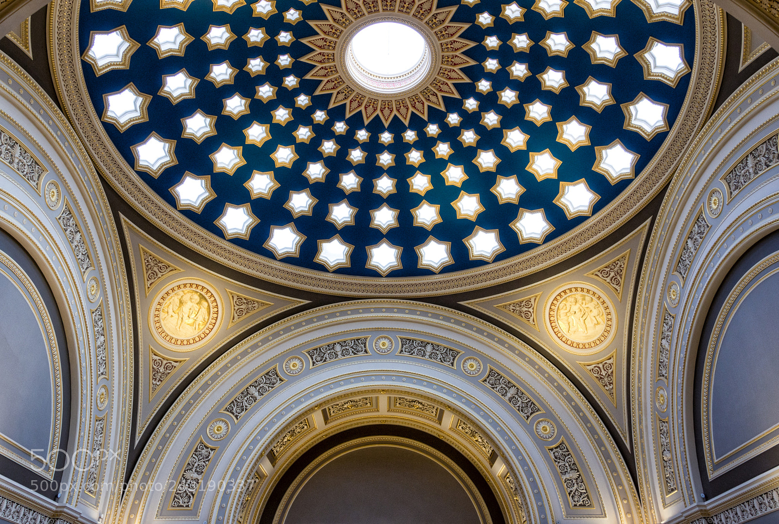 Nikon D7200 sample photo. Dundas house edinburgh photography