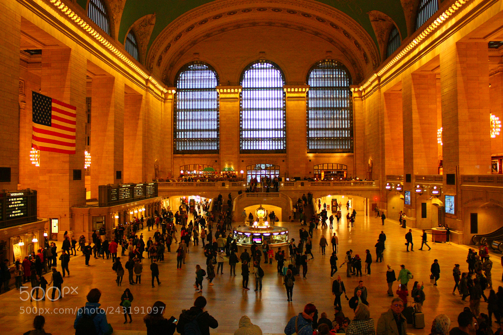 Canon EF-S 18-55mm F3.5-5.6 IS sample photo. Grant central station photography