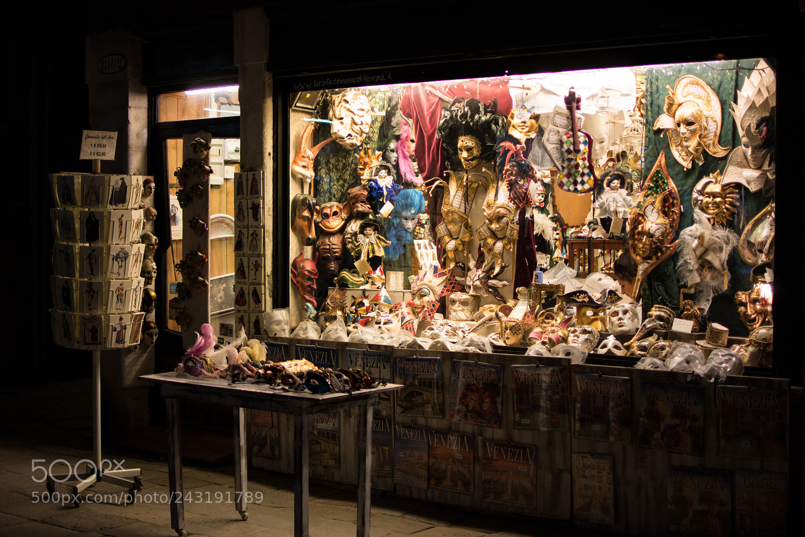 Nikon D7200 sample photo. All masks except one photography
