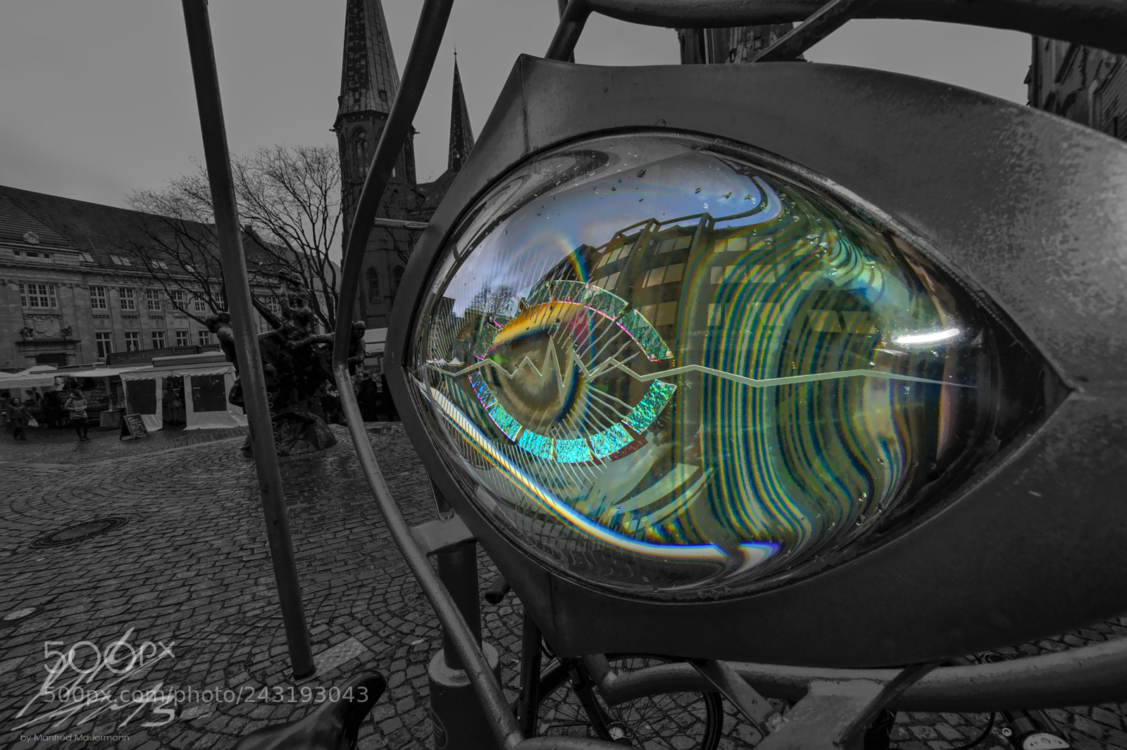 Nikon D90 sample photo. Watching the market square photography