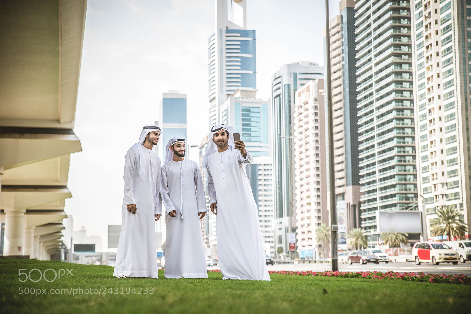 Nikon D610 sample photo. Arabian businessmen meeting outdoors photography