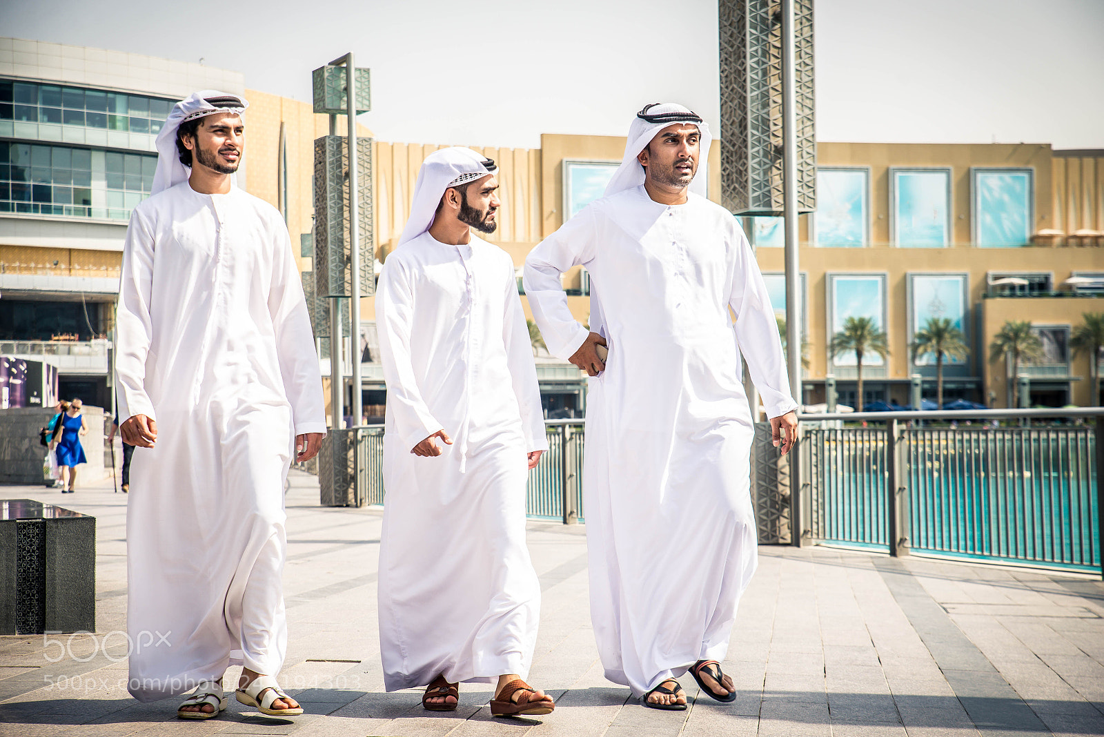 Nikon D610 sample photo. Arabian businessmen meeting outdoors photography