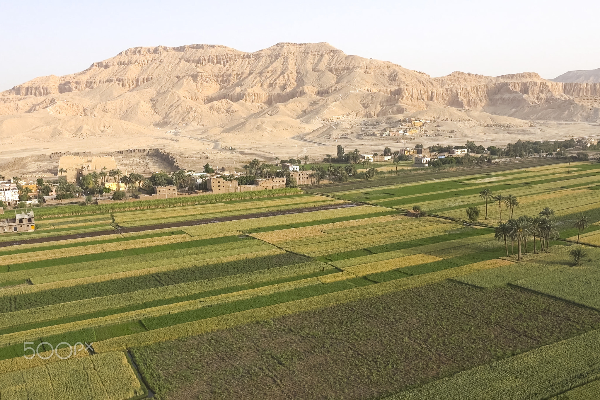 A bird's eye view of the ancient Egyptian sights and terrain.