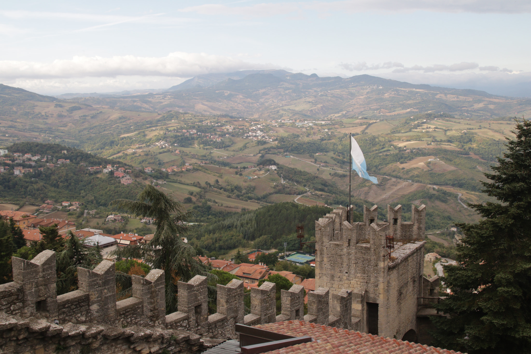 Sigma 18-200mm f/3.5-6.3 DC OS sample photo. San marino morning photography