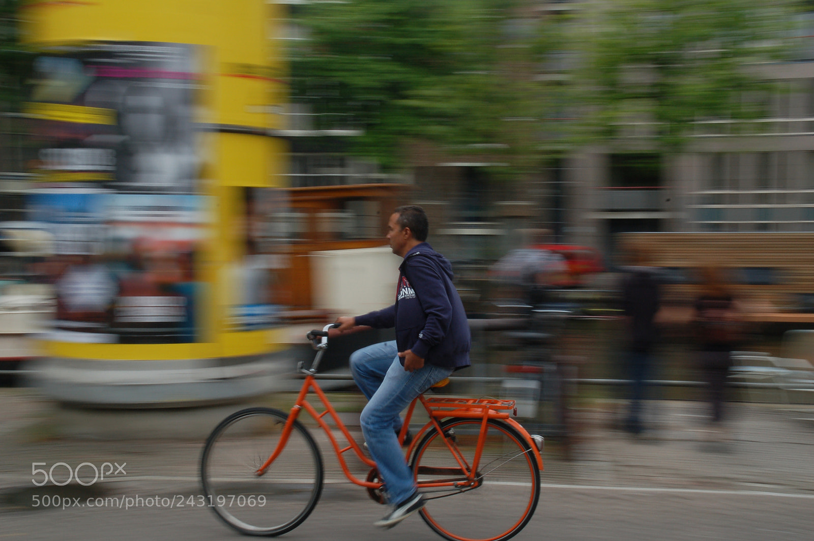 Nikon D50 + Sigma 18-125mm F3.8-5.6 DC HSM sample photo. Fietser photography